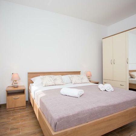 Losko Apartment Solin Ngoại thất bức ảnh